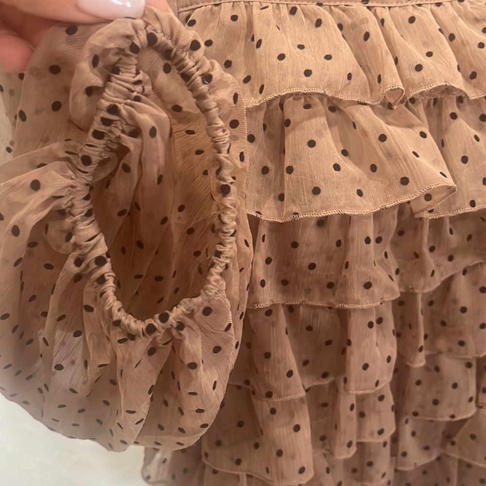 Versona Ruffle Top - Picture 7 of 8